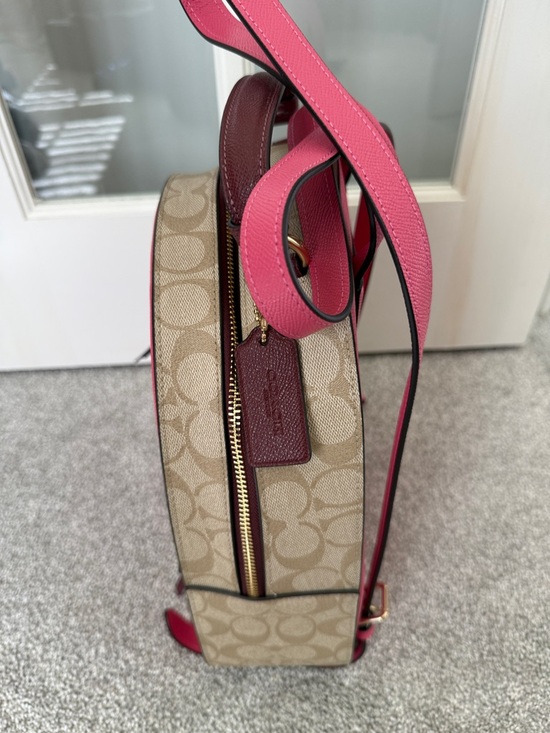 boscov's mini backpack BÉIS 'The Essential Backpack' in Burgundy Size:6” x 5” (15 x 13cm) Net Bobby Fish in action or school faux leather backpack